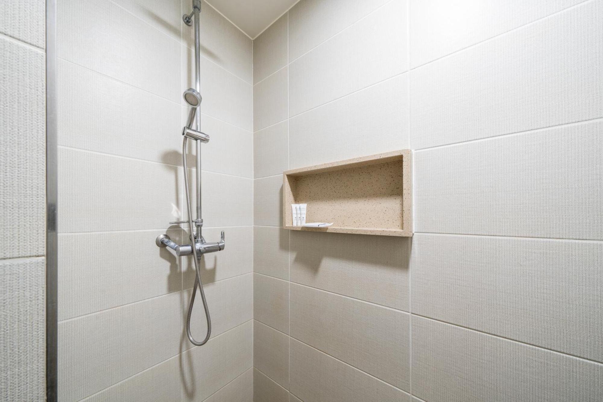 I-Check Hyunjin Hotel 東海市 エクステリア 写真